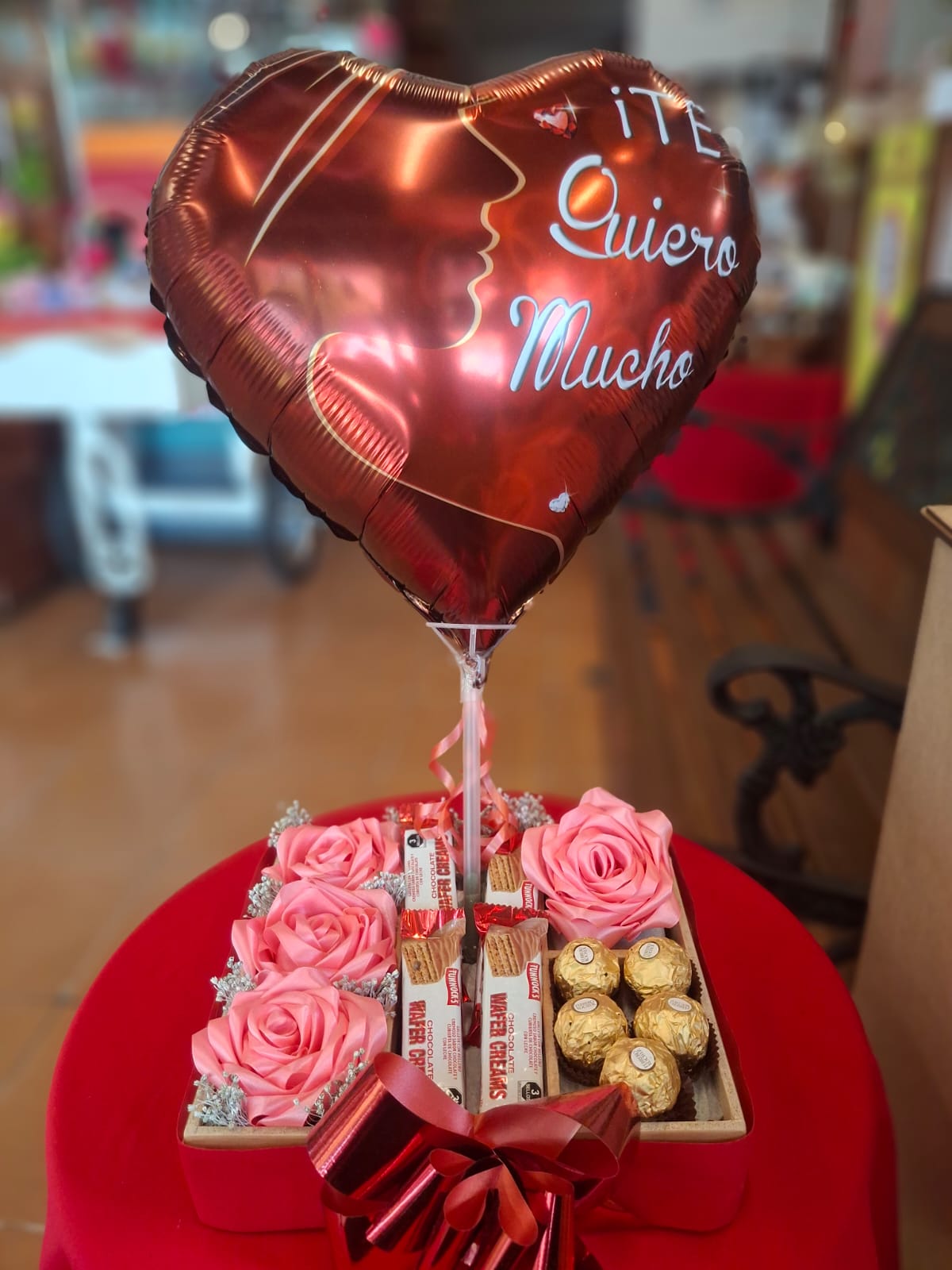 Heart Gift Arrangement in Cancun, real catalog photograph