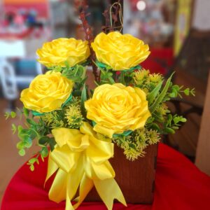 Infinity Floral Arrangement in Cancun, real catalog photograph